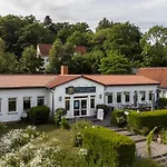 Zum Schlossgarten Gasthof 3*