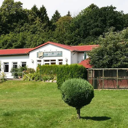 Pensionat Zum Schlossgarten Ralswiek