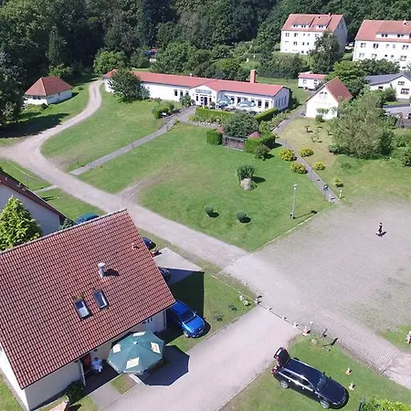 Pensionat Zum Schlossgarten 3*