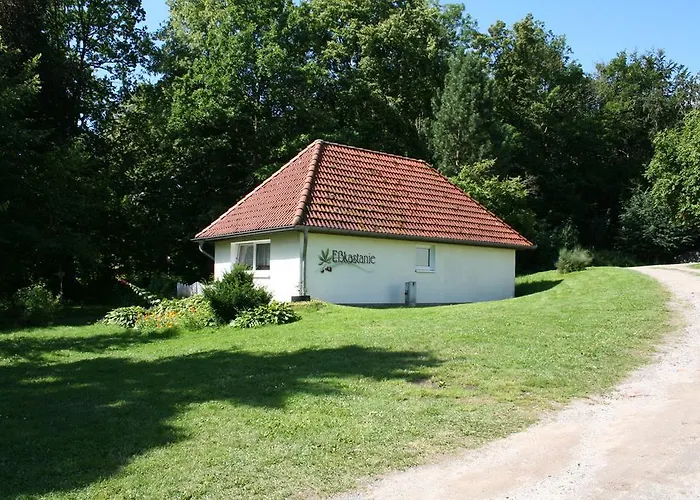 Zum Schlossgarten بيت ضيافة رالسفيك