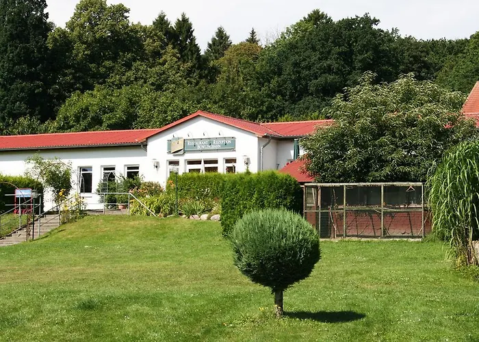 بيت ضيافة Zum Schlossgarten رالسفيك
