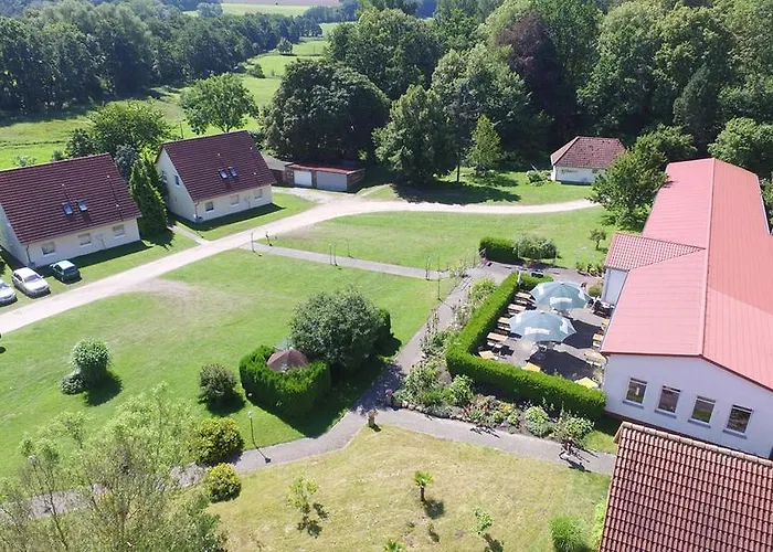 Zum Schlossgarten بيت ضيافة 3*