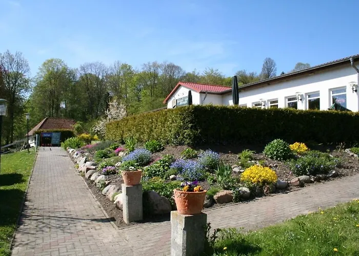 Zum Schlossgarten 3*